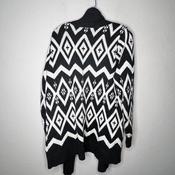 Old Navy Cardigan Sweater - Picture 6 of 7